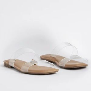 8 WIDE Clear Sandals